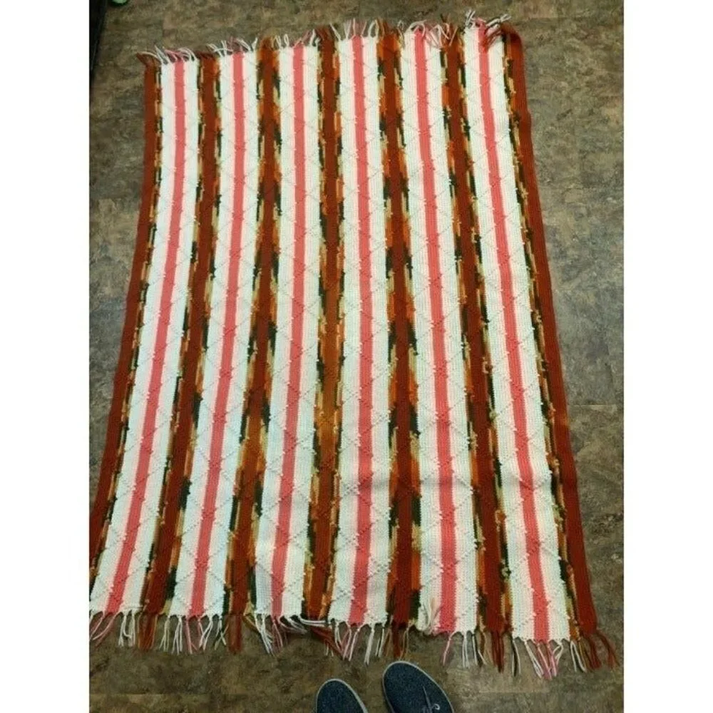 Handmade Crocheted‎ Aztec Southwestern Fall Afghan Throw Blanket Fringed 43 x 66